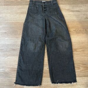 Black Wide-Leg Jeans